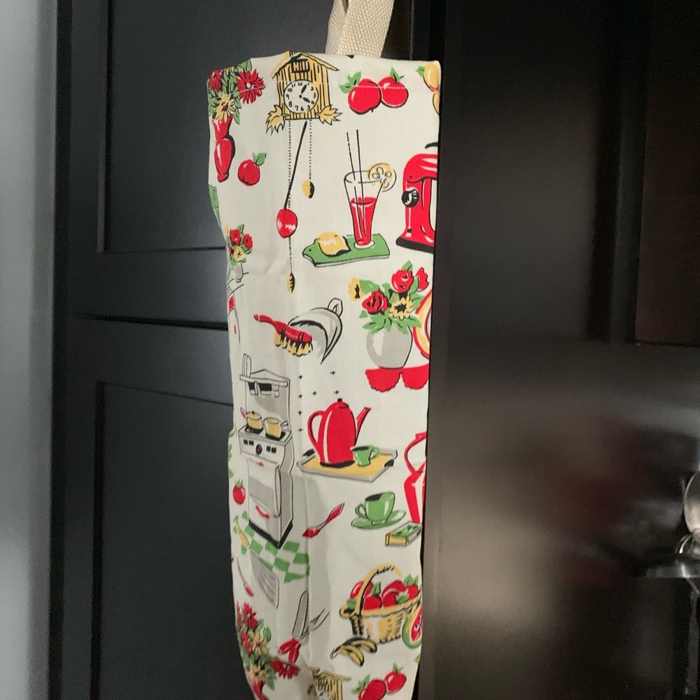 Retro Kitchen Print grocery bag holder dispenser